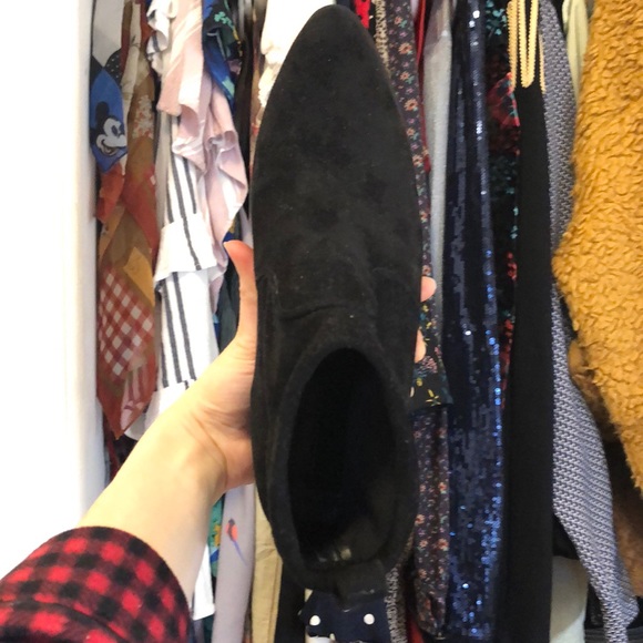 Faux suede black booties - Picture 6 of 10